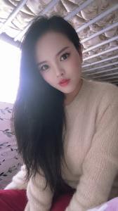 615984449: Chica busca chico en Madrid
