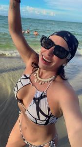 657589483: Chica busca chico en León