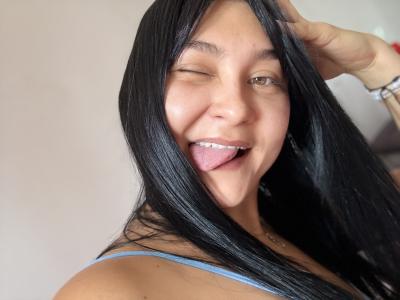 613943818: Chica busca chico en Pontevedra
