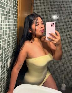 623566914: Chica busca chico en Gerona