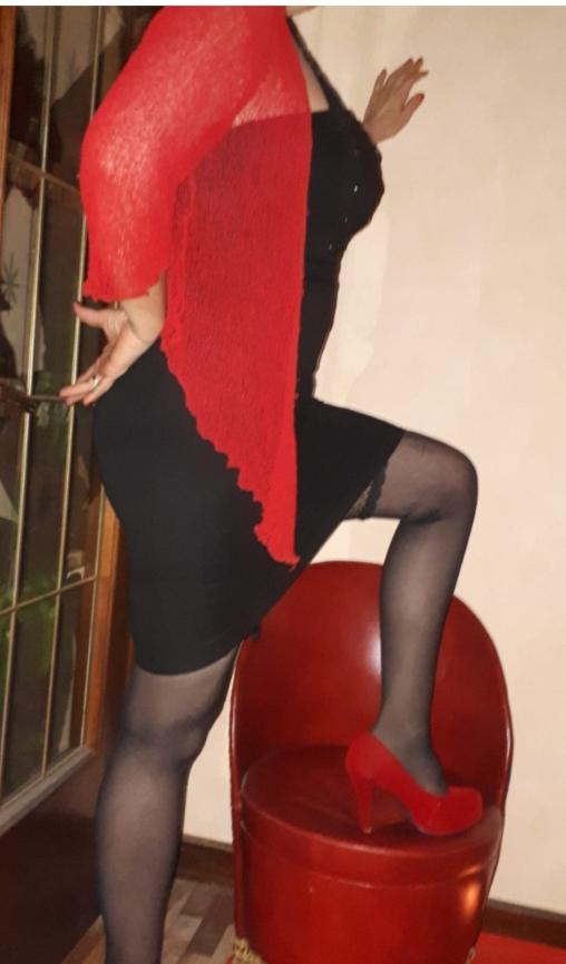 Chica busca chico en Teruel: 