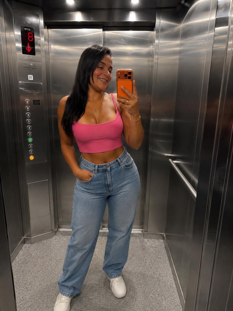641049358: Chica busca chico en Madrid