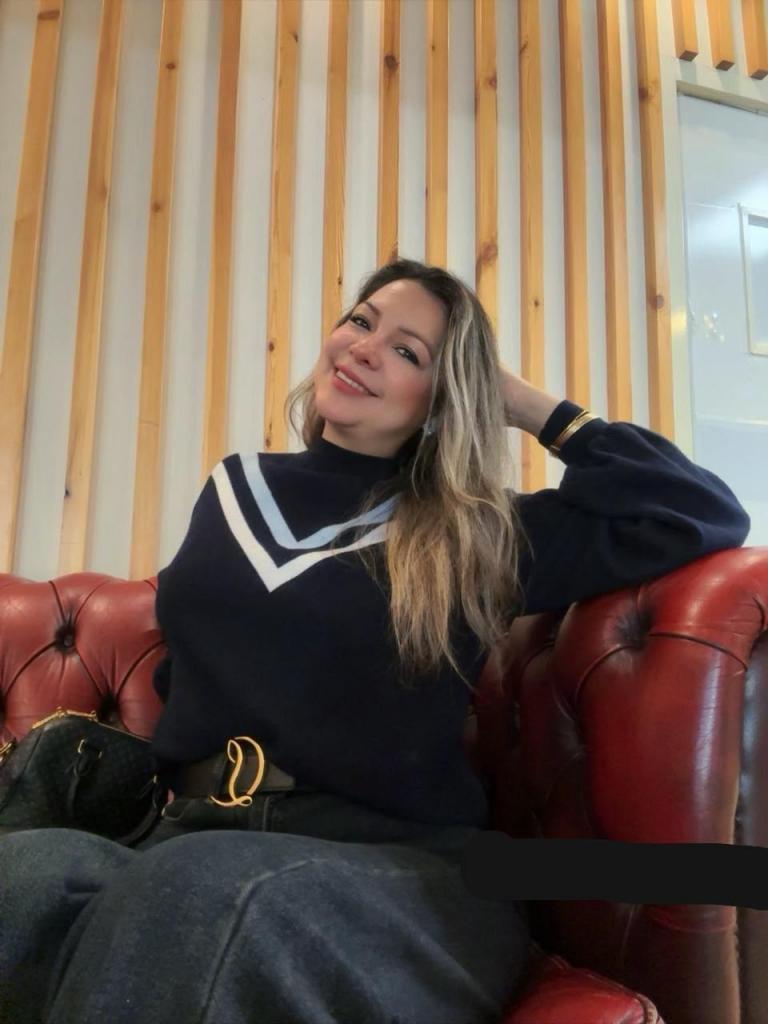 Chica busca chico en La Coruña: Chica busca chico