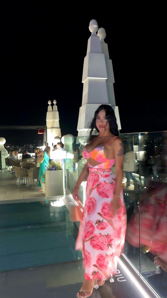 Chica busca chico en Tenerife: 
