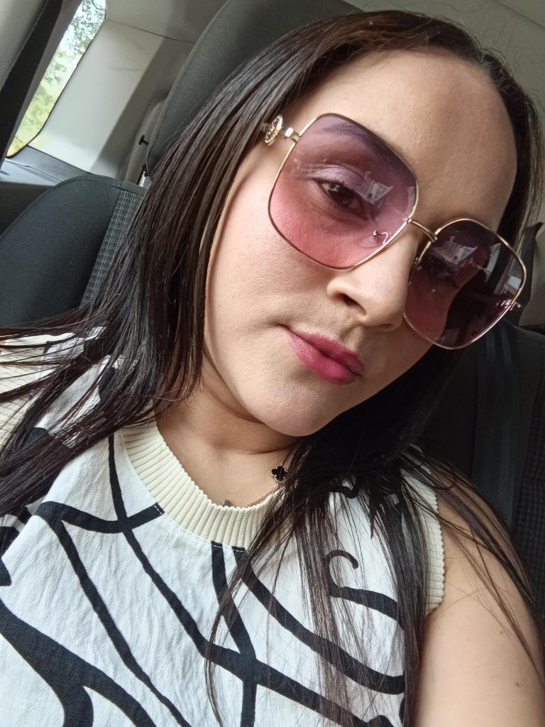 Chica busca chico en Cádiz: 