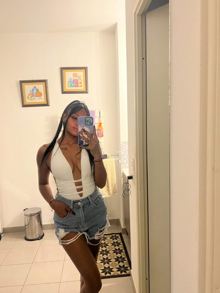 Chica busca chico en Castellón: 
