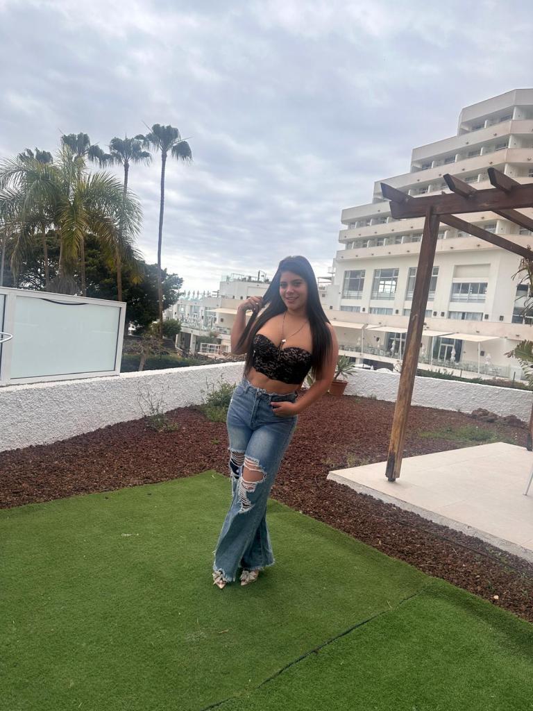 641697997: Chica busca chico en Mallorca