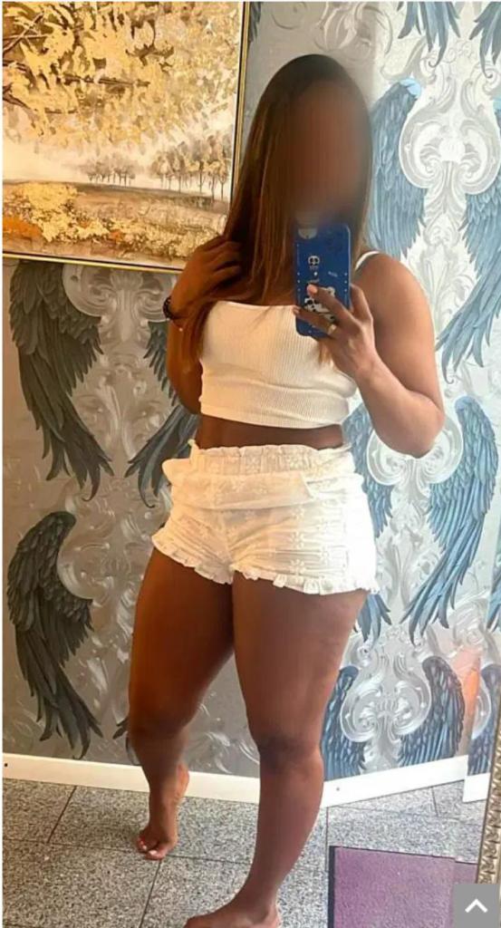Chica busca chico en Granada: 