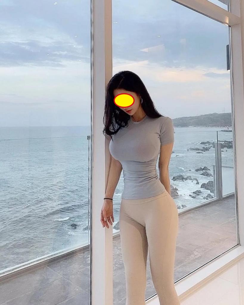641381885: Chica busca chico en Madrid