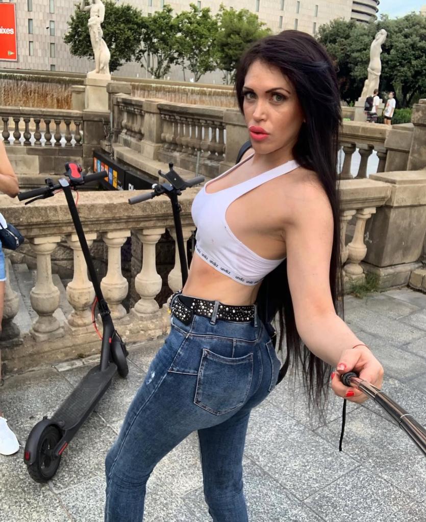 603123325: Travesti en Barcelona