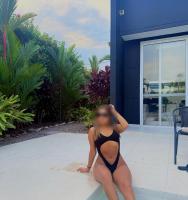 614503711: Chica busca chico en Navarra