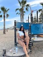 745001625: Chica busca chico en Pontevedra