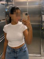 667805336: Chica busca chico en Madrid