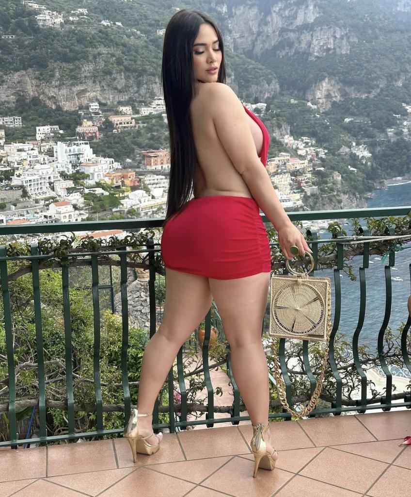 Chica busca chico en Almería: 