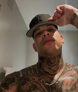 613960064: Chico busca chica en Barcelona