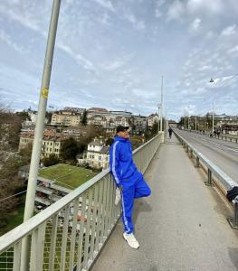 613960064: Chico busca chica en Barcelona