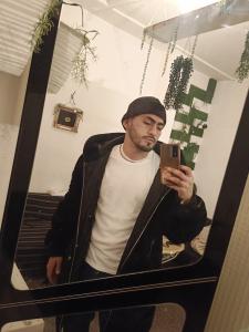 641662657: Chico busca chica en Sevilla