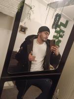 641662657: Chico busca chica en Sevilla