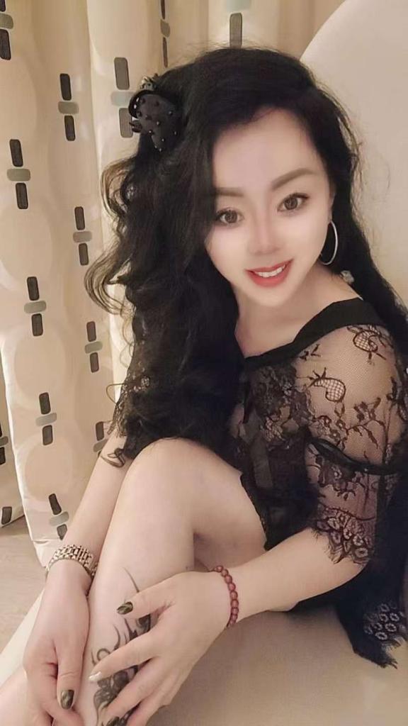 663581777: Chica busca chico en Guipúzcoa