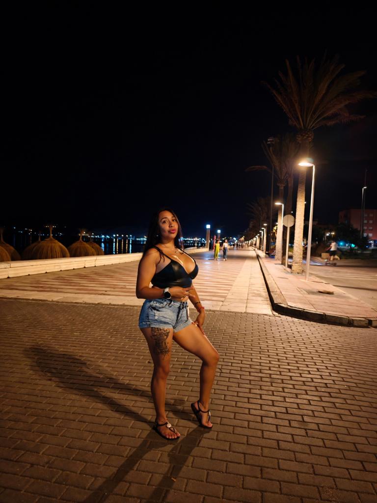 Chica busca chico en Madrid: 