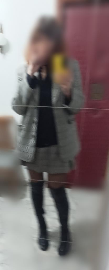 621661140: Chica busca chico en La Coruña