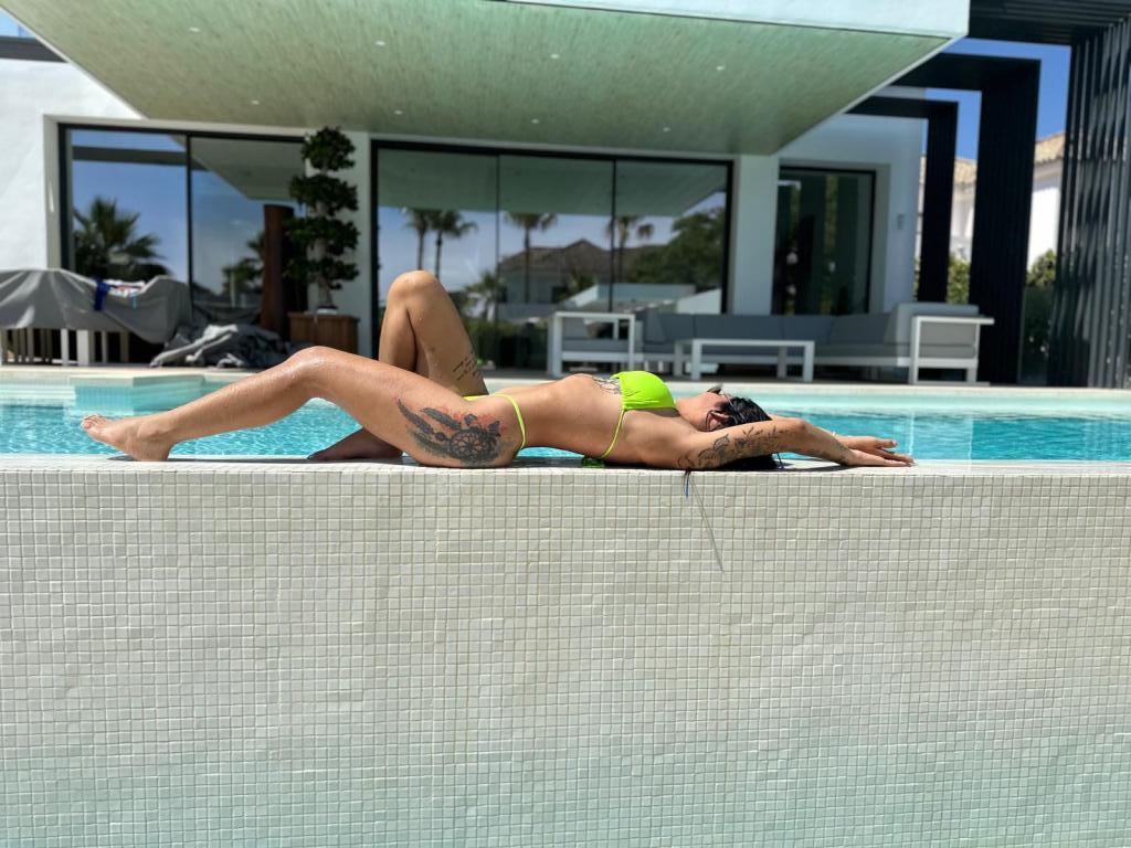 603965762: Chica busca chico en Málaga