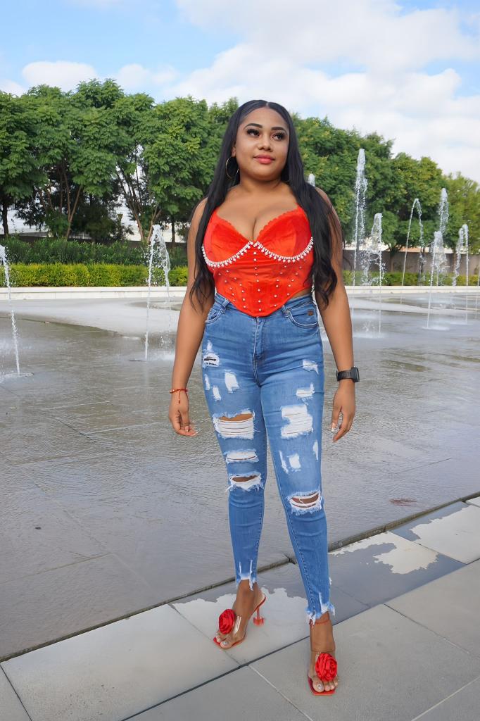 Chica busca chico en Granada: 