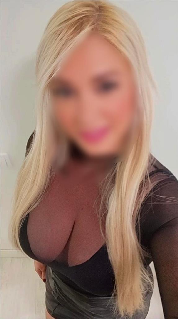 Chica busca chico en Barcelona: 