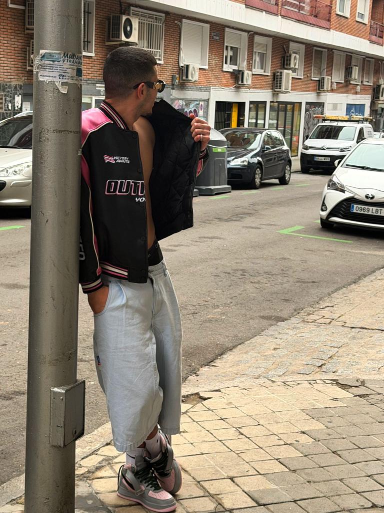 Chico busca chica en Madrid: 