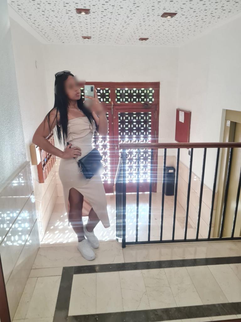 Chica busca chico en Murcia: 