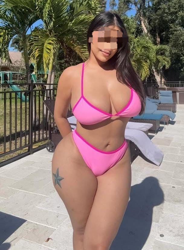 Chica busca chico en Ibiza: 