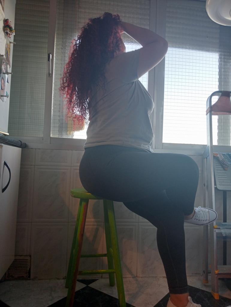 Chica busca chico en Sevilla: 