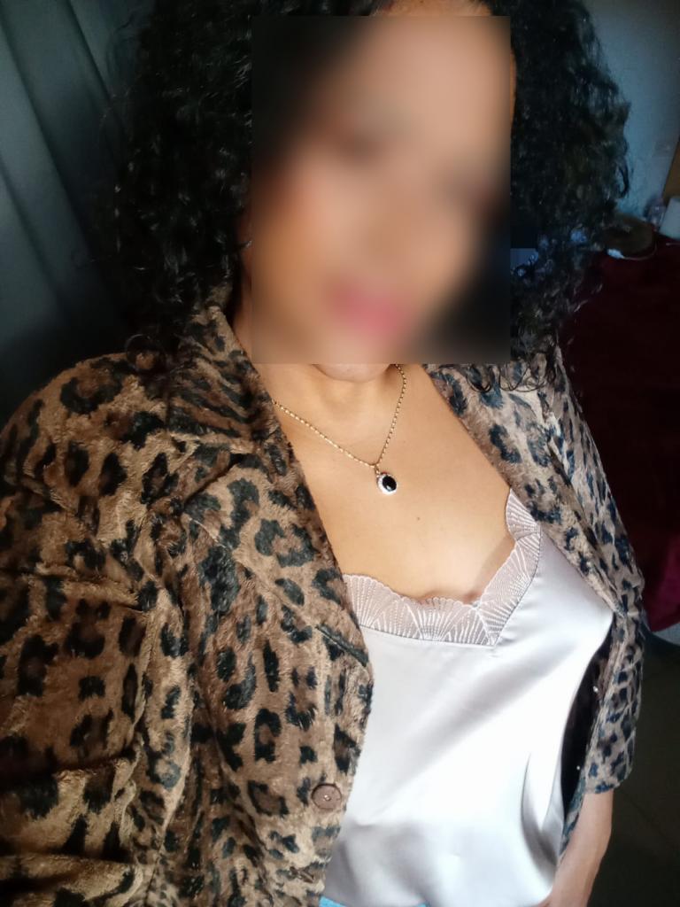 617738976: Chica busca chico en Málaga