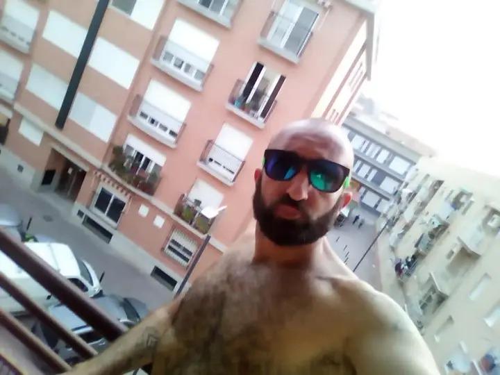 Chico busca chica en Murcia: 