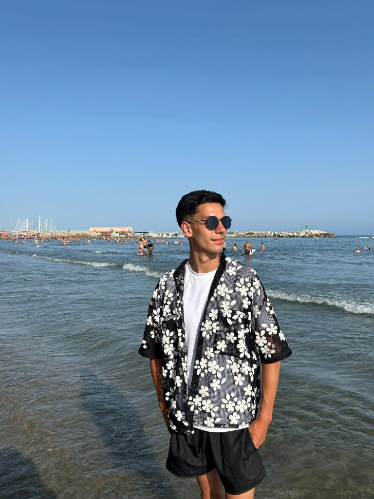 661136979: Chico busca chica en Murcia