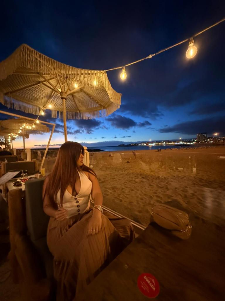 684786528: Chica busca chico en Tenerife