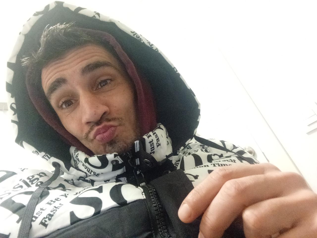 Chico busca chica en Zaragoza: 