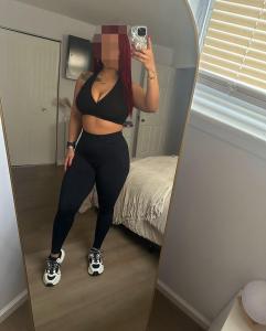 604245291: Chica busca chico en Cádiz