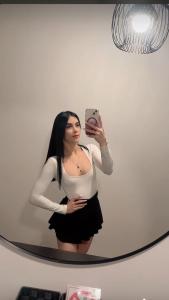 742042249: Chica busca chico en Málaga