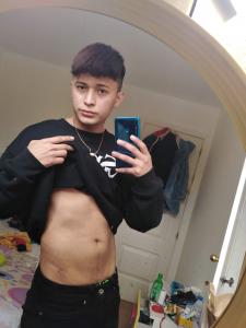 614527123: Chico busca chica en Alicante