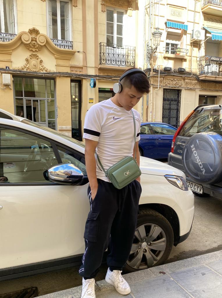 Chico busca chica en Madrid: 