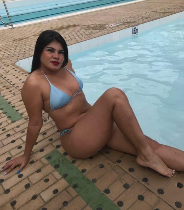 613747382: Chica busca chico en Cádiz