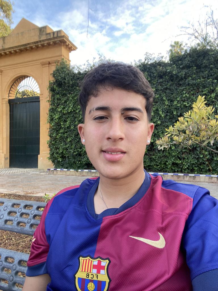 643645885: Chico busca chica en Sevilla