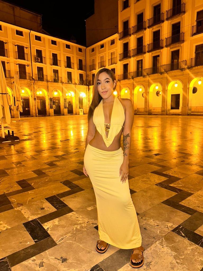 Chica busca chico en Alicante: 