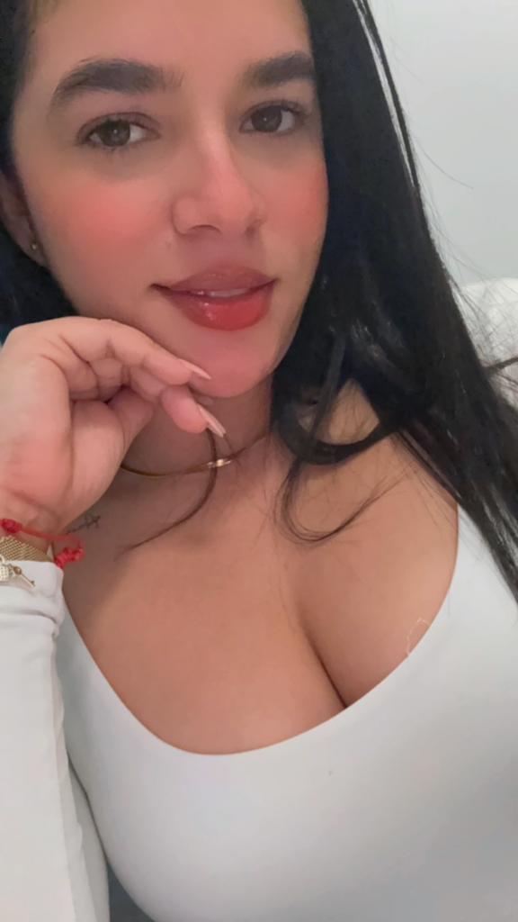 641976362: Chica busca chico en Tenerife