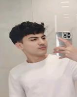 614906978: Chico busca chica en Málaga