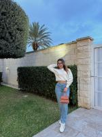 633917228: Chica busca chico en Madrid