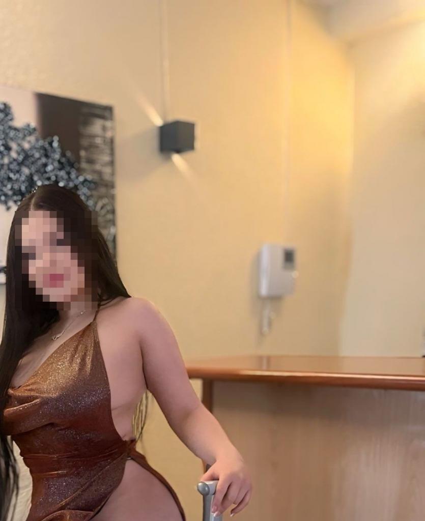 Chica busca chico en Sevilla: 