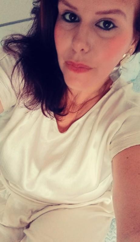 742012198: Chica busca chico en Pontevedra