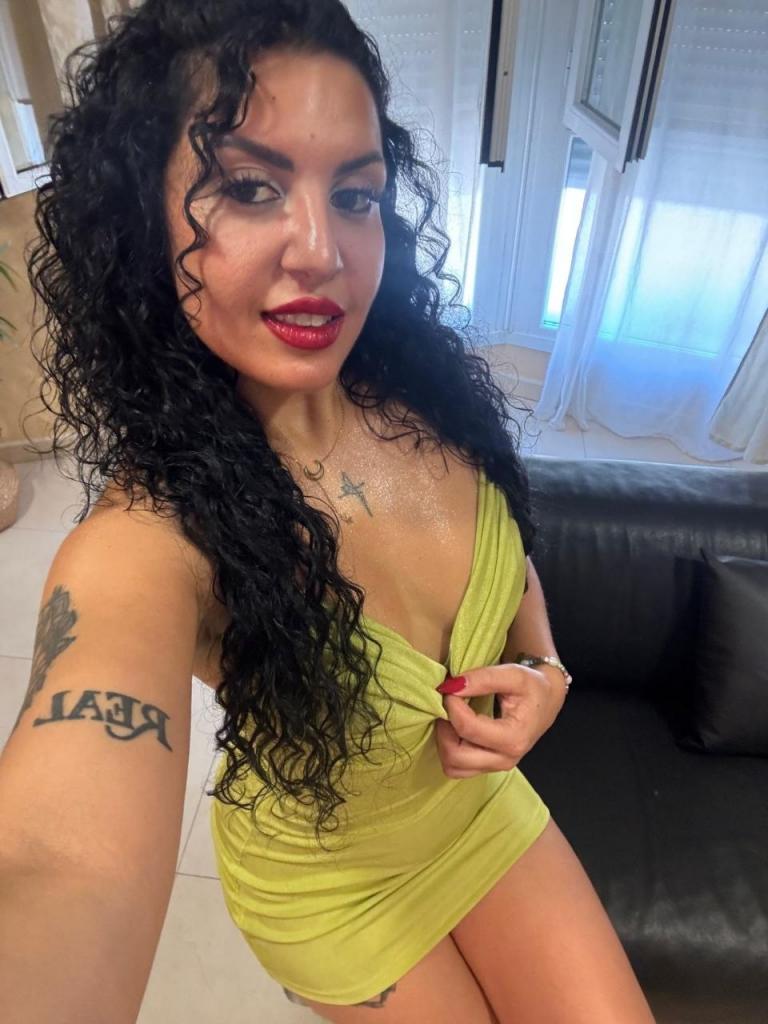 Chica busca chico en Madrid: Chica busca chico